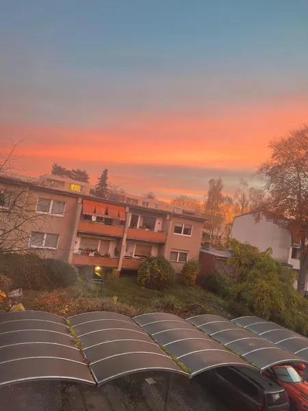 2,5 Zimmer Wohnung, Nachmieter zum 01.08 gesucht. Schöne, geräumige Wohnung mit Sonnenbalkon — photo 1